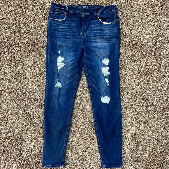 Abercrombie & Fitch Denim - Abercrombie & Fitch Simone jeans, size 32